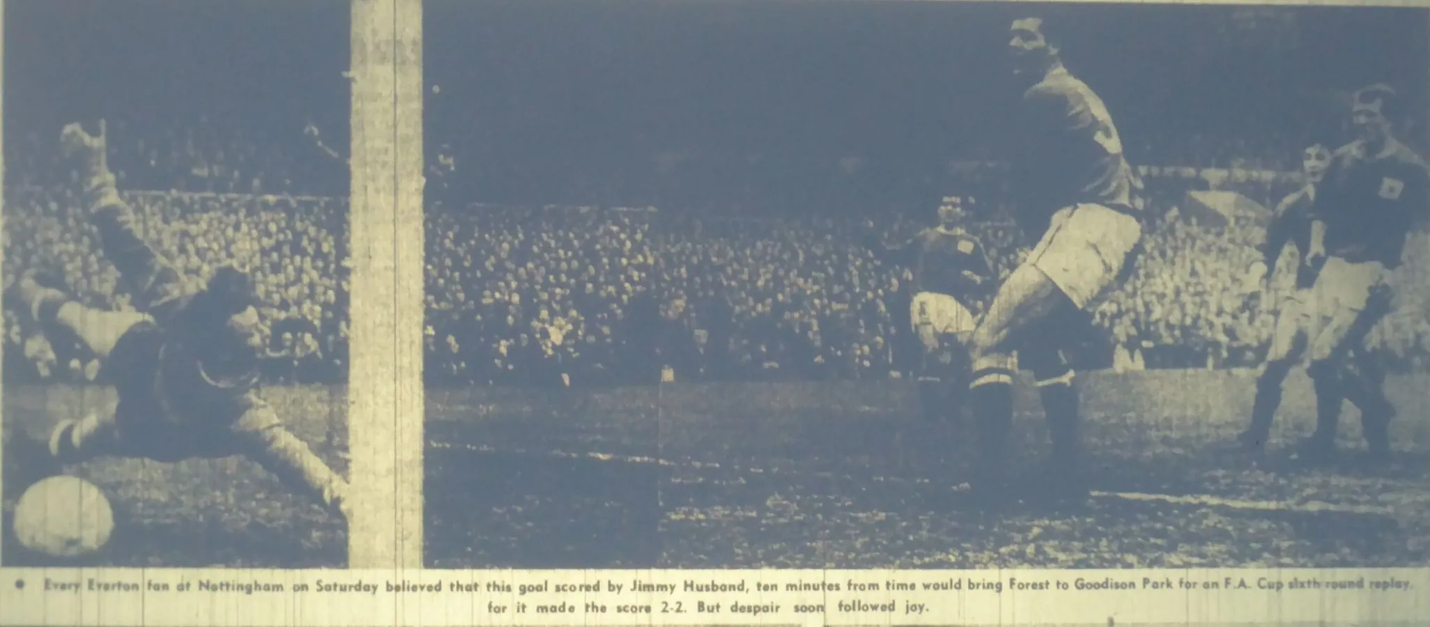 1255 08.04.67 Husband v Notts Forest (A) FA CUP Jimmy Husband equalises for Everton with his ...webp