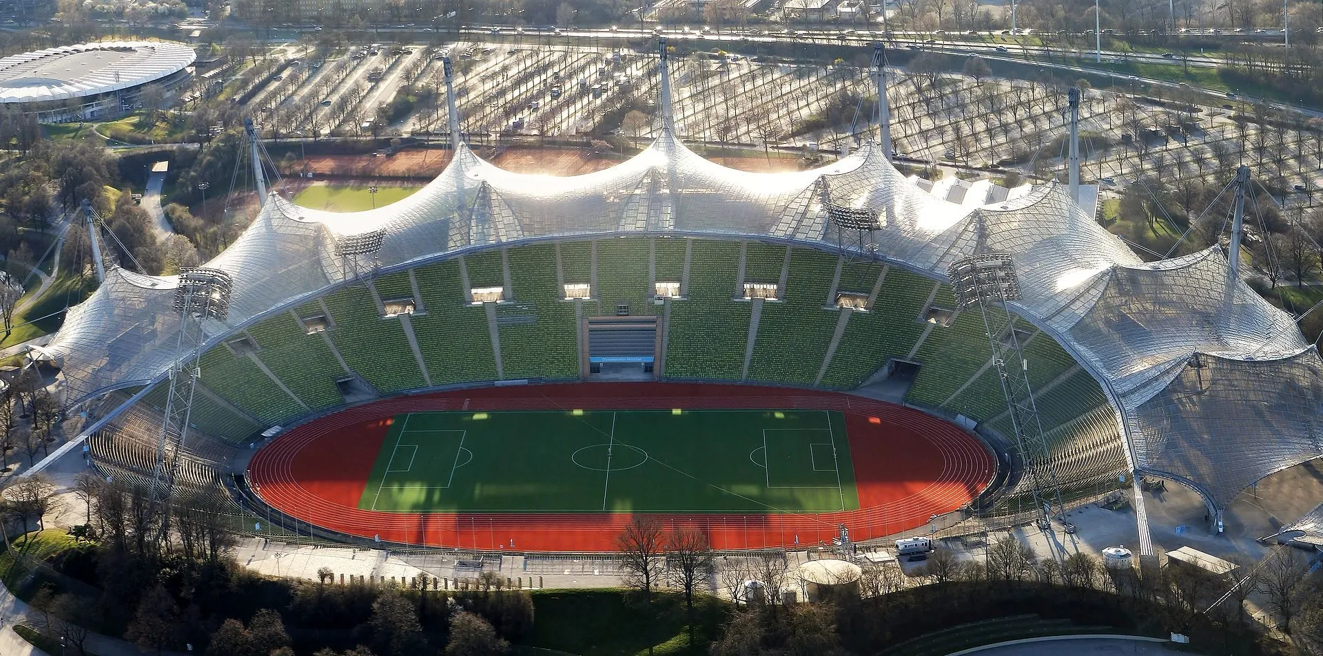 2014_Olympiastadion_Munich.webp