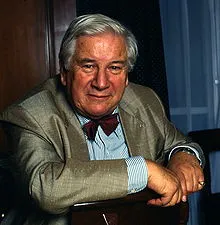 220px-Sir_Peter_Ustinov_Allan_Warren.webp