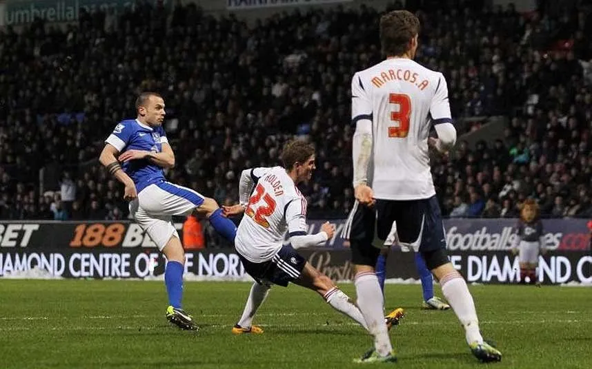 5552 26.01.13 Heitinger v Bolton (A) FA CUP Johnny Heitinger drives home a shot in injury tim...webp