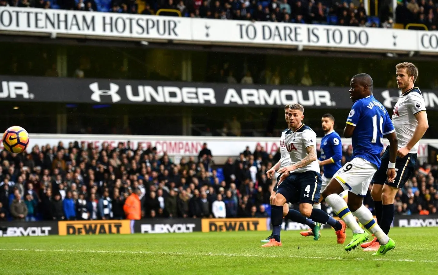 6227 05.03.17 Valencia v Spurs (A) Enner Valencia meets a cross from Ross Barkley to score a ...webp