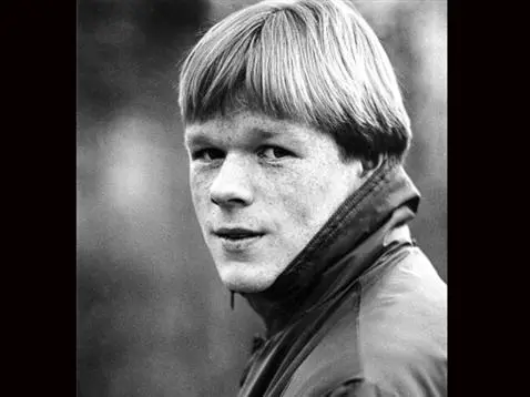 a-01011981-koeman-groningen-player-vi-images148-1645264_478x359.webp