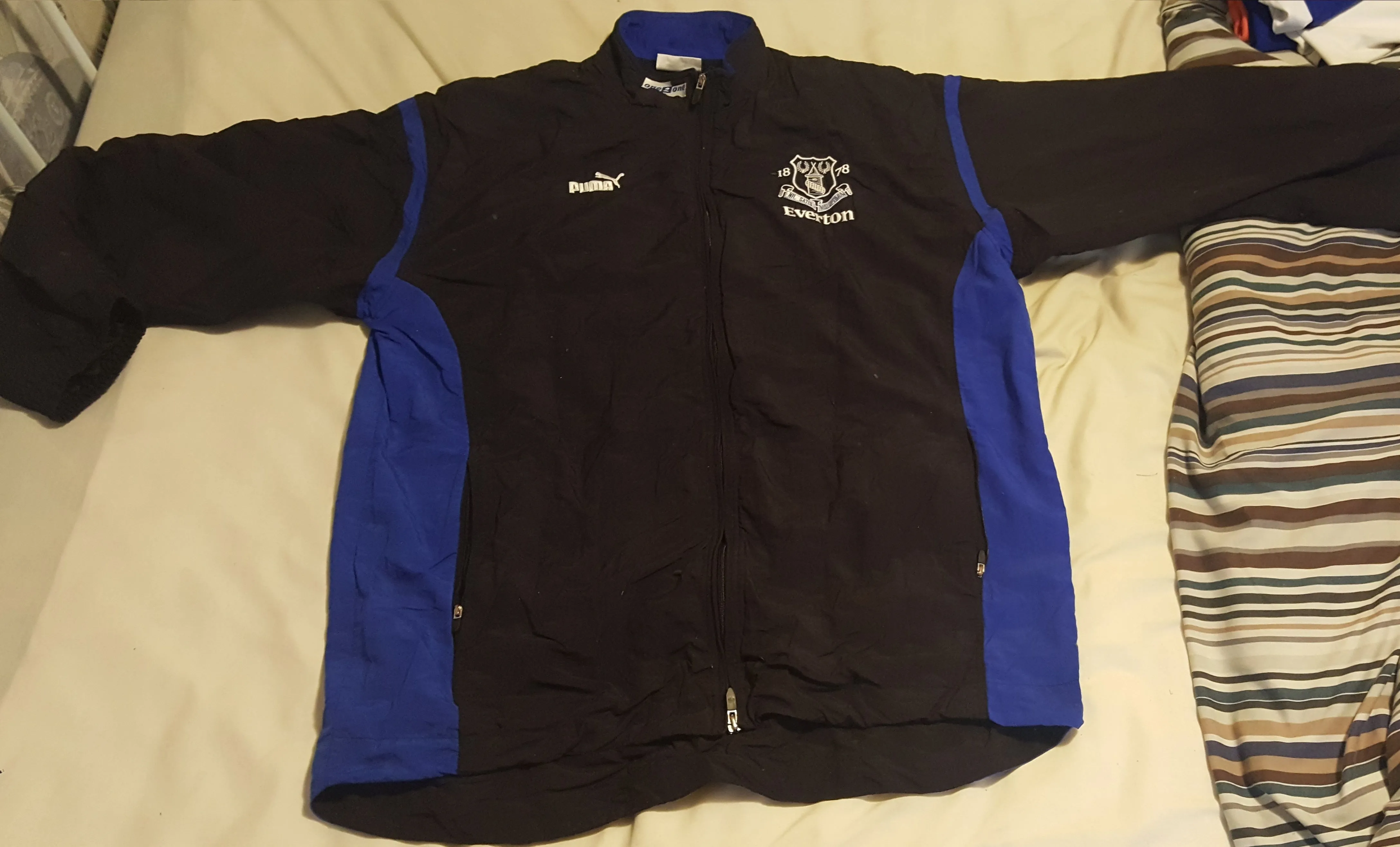 Everton coaching staff jacket 1997 - 2002 XXL (1 of 2).webp