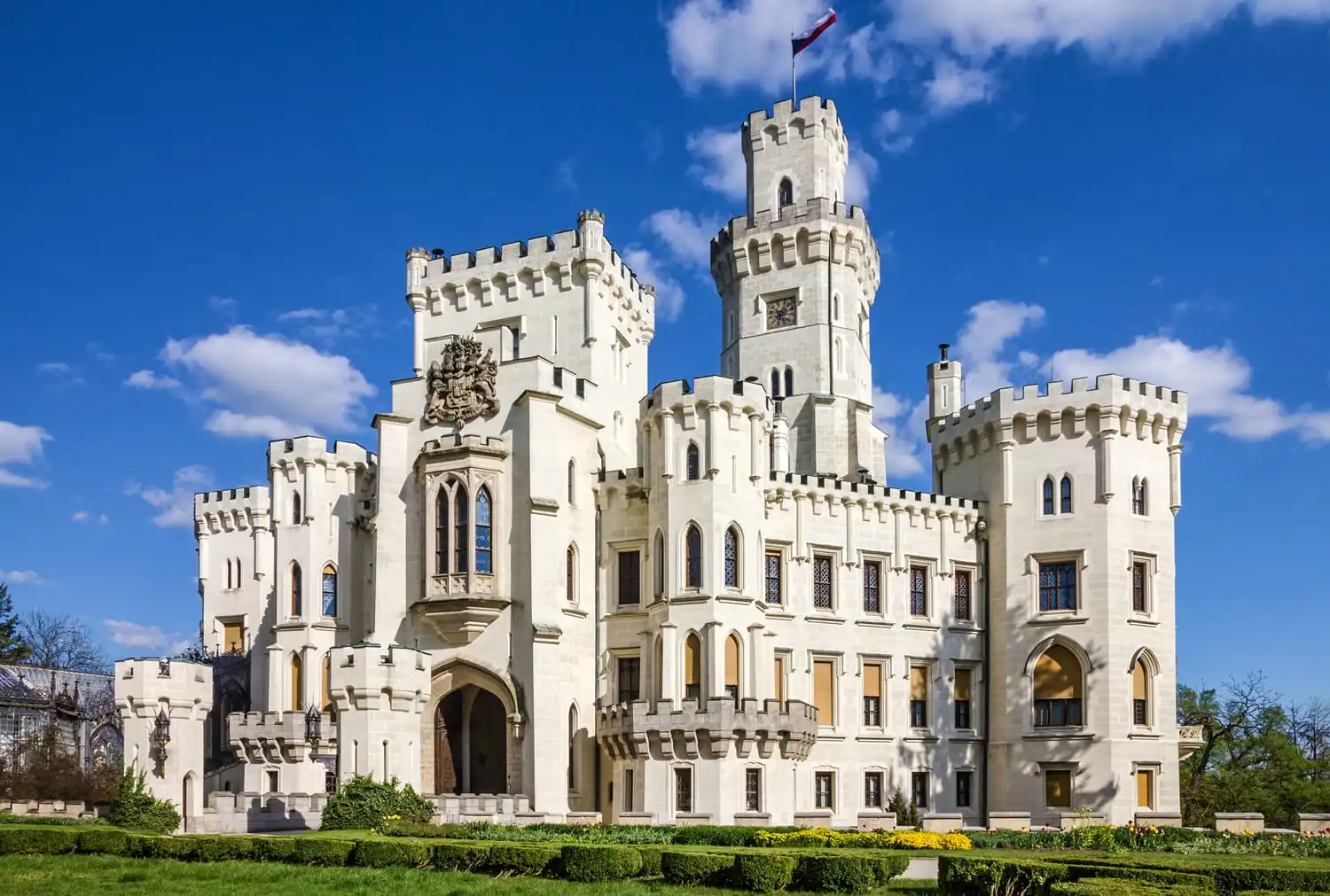 hluboka-castle-czech-republic-shutterstock_420941425.webp