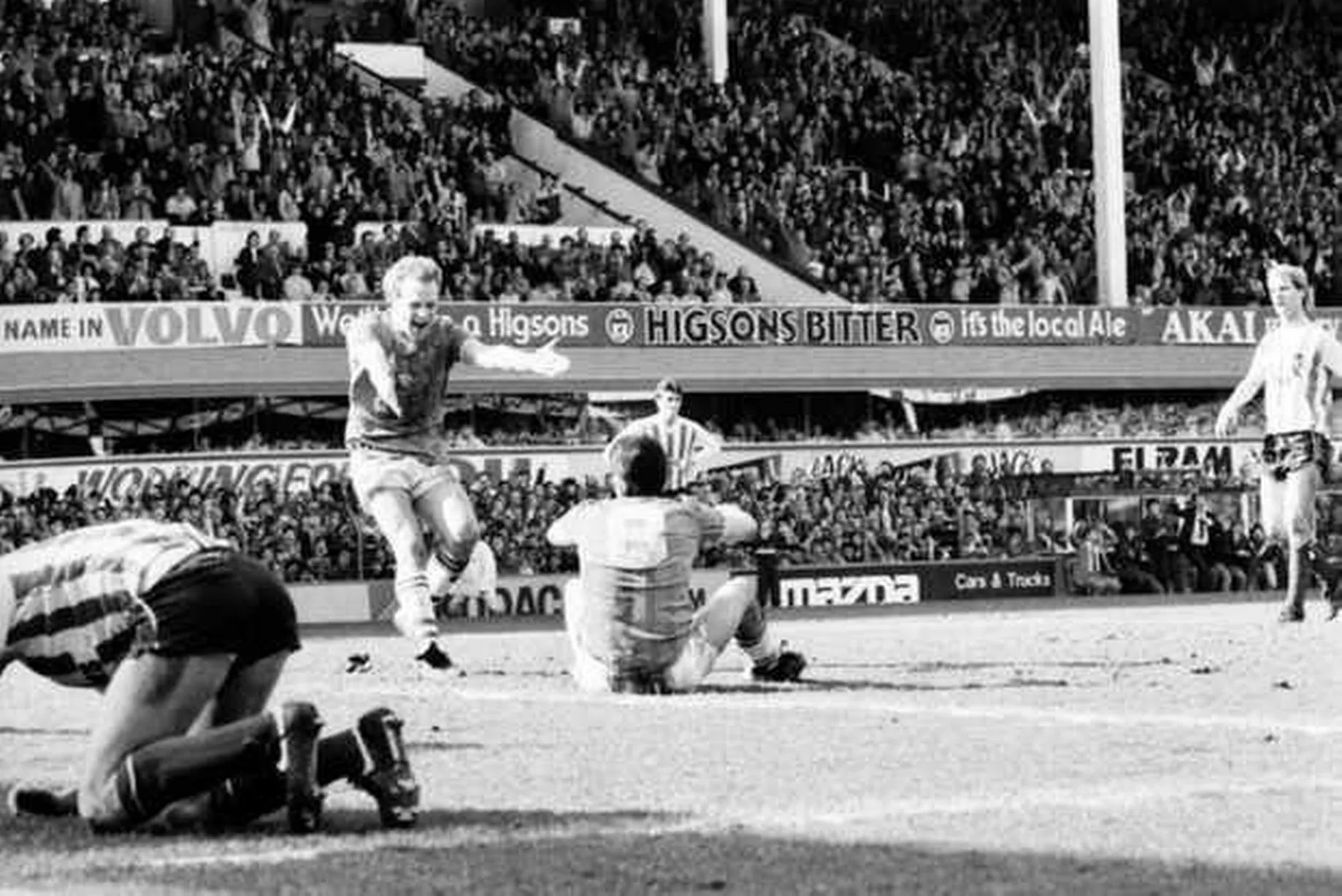 image-5-rare-archive-pictures-of-everton-fc-s-1985-rout-of-sunderland-535862552.webp