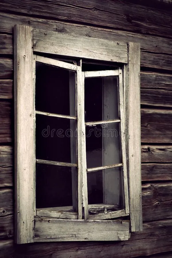 old-window-frame-26419799.webp