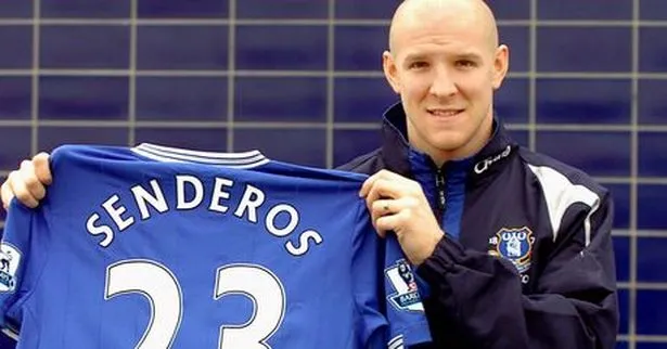 philippe-senderos-everton-fc-469986659.webp