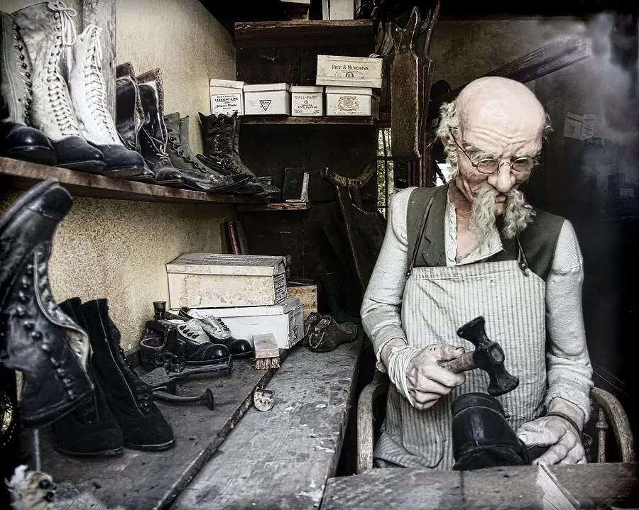 the-old-shoe-cobbler-steve-mckinzie.webp