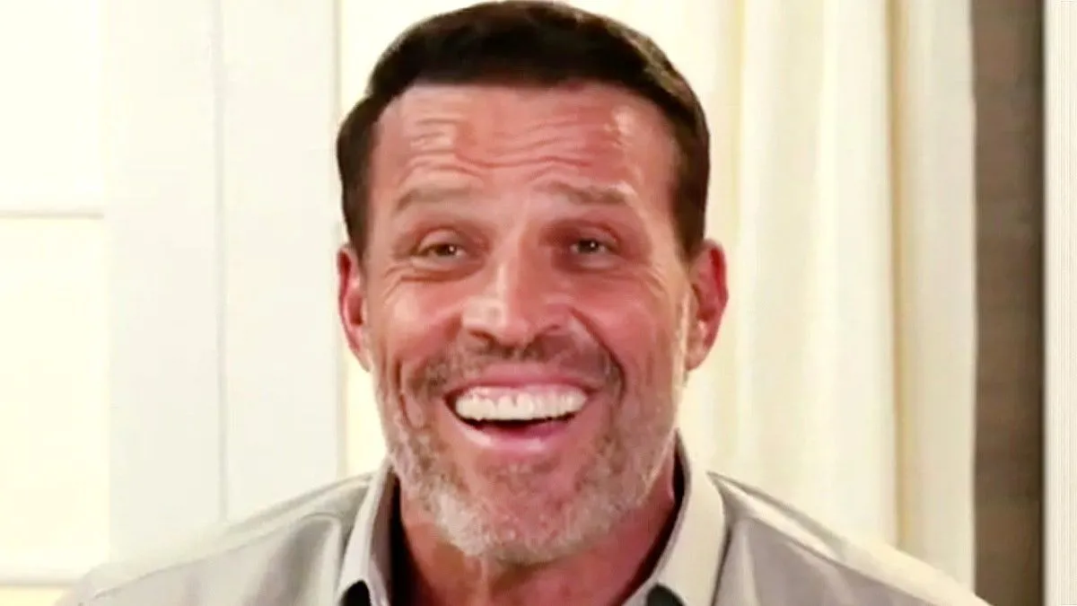 Tony-Robbins-2.webp