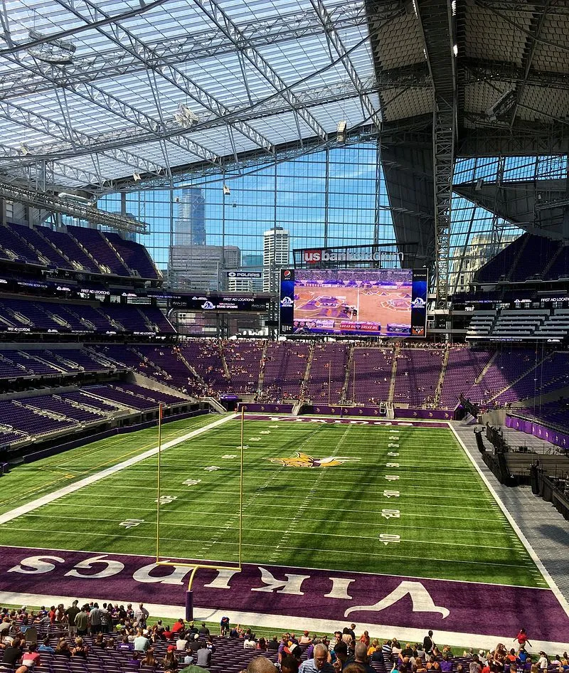 US_Bank_Stadium_interior_-_Minnesota_Vikings_orientation.webp