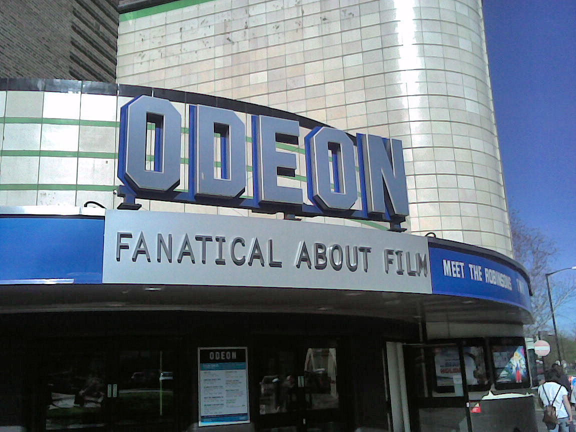 Odeon_cinema_Harrogate_Redvers.jpg